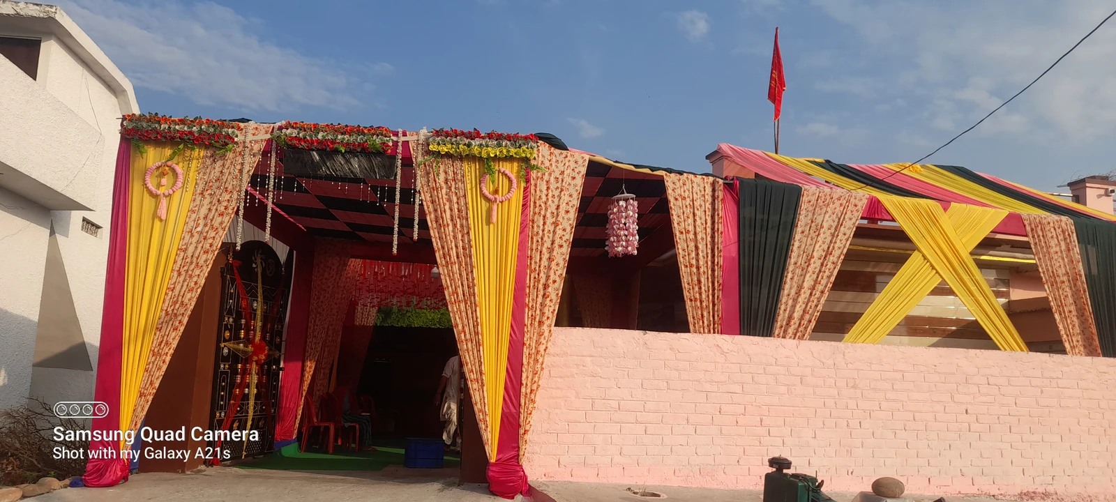 Front Gate Decoration