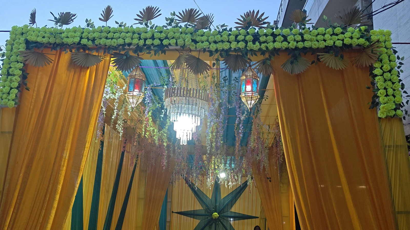 Front Gate Decoration